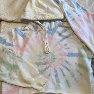 Girls Hollister tie dye cropped sweatshirt size XS
